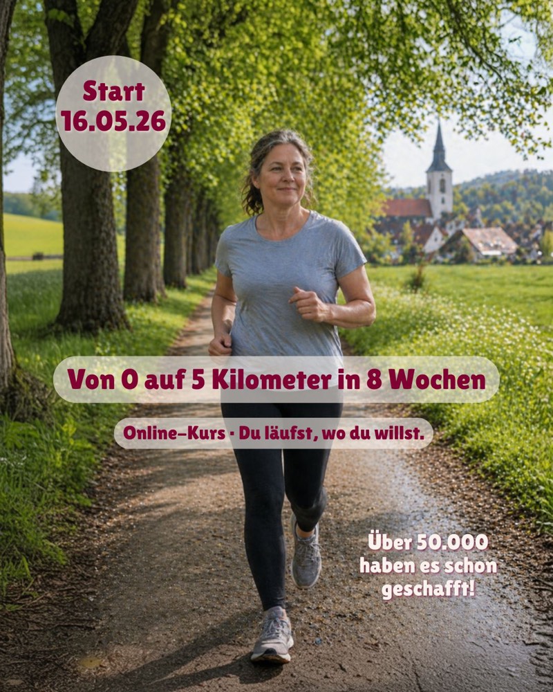 Frau läuft im Frühling auf einer von Bäumen gesäumten Allee – Start 16.05.26, einmalig kostenlos, von 0 auf 5 Kilometer in 8 Wochen, über 50.000 haben es schon geschafft
